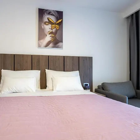 Golden Гостевой дом 3*